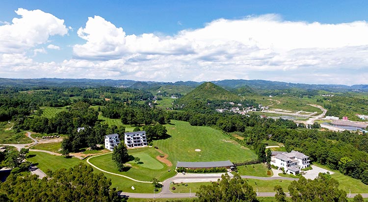義龍山地旅游運動(dòng)休閑博覽園