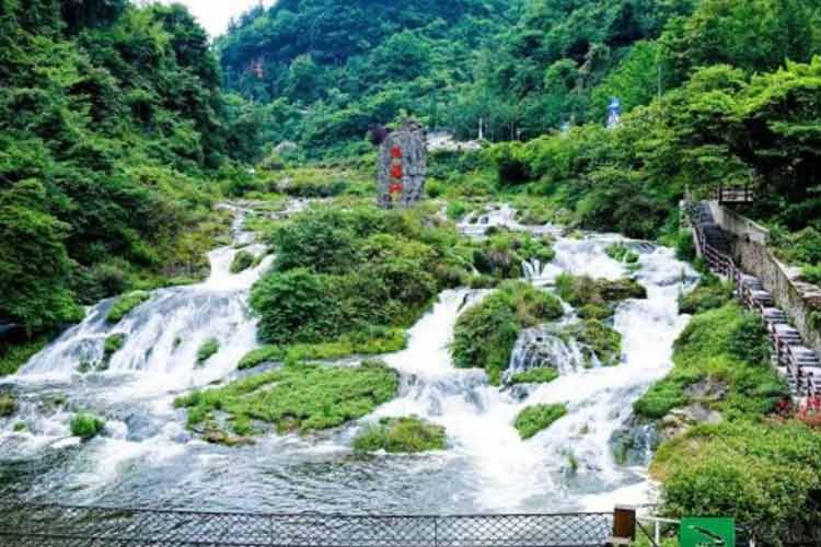 桃源河國家AAAA級景區漂流