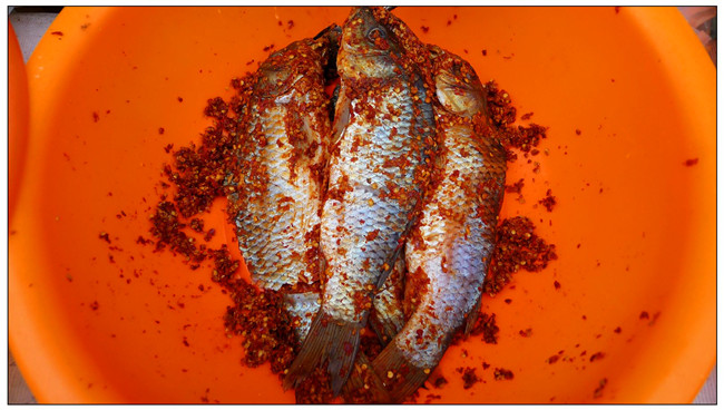 從江腌魚(yú)